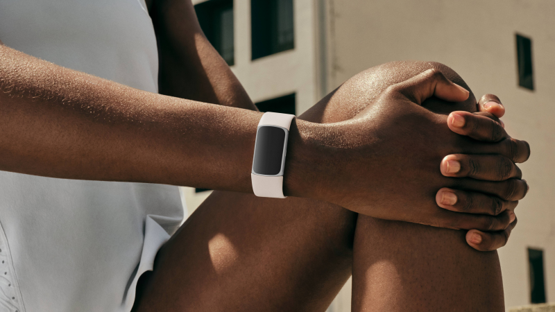 New Fitbit Charge 6: Compact Fitness Smartwatch