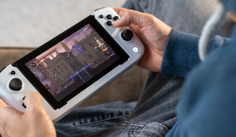Nitro Deck: A Pro Controller for Nintendo Switch