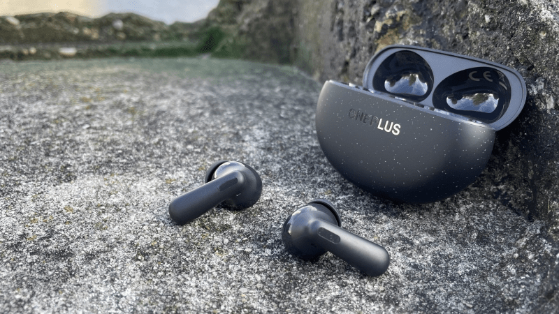 Buds Pro 3: Studio-Grade Sound with Smart Noise&nbsp;Cancellation